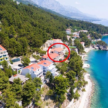 Apartments By The Sea Brela, Makarska - 2718 外观 照片